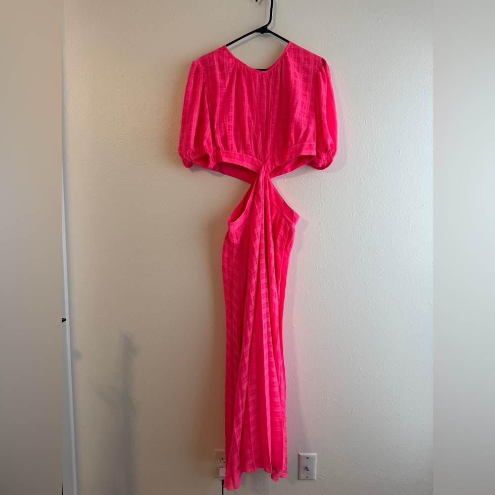 ASOS DESIGN pleated cut out midi dress in hyper pink - Picture 4 of 8